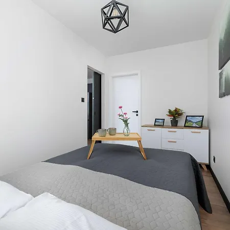 Апартаменты Przytulne Blisko Gor Z Balkonem I Parkingiem By Renters Bystra (Bielsko)