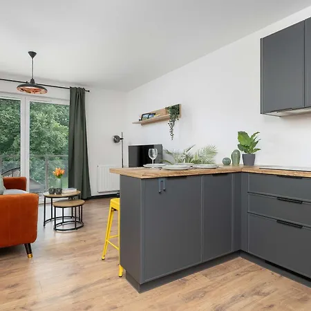 Przytulne Blisko Gor Z Balkonem I Parkingiem By Renters Bystra (Bielsko)